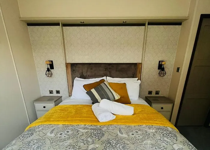 Σπίτι διακοπών Laburnum With Hot Tub *